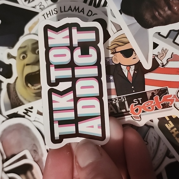 10/$10 TikTok Vinyl Sticker - Picture 1 of 2